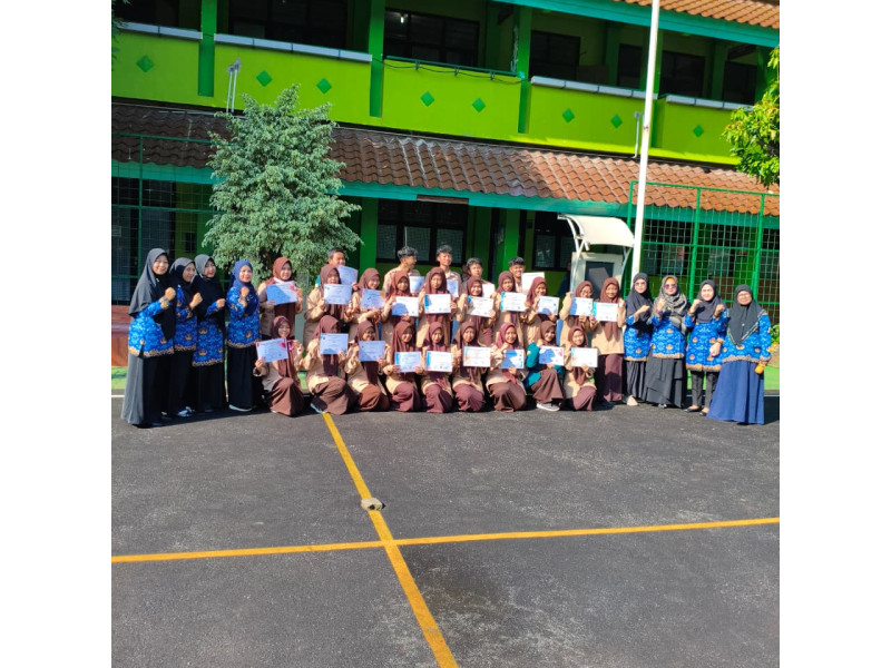 Dua Puluh Lima Siswa MAN 14 Jakarta Kampus B Menorehkan Prestasi di Bidang Informatika 2025