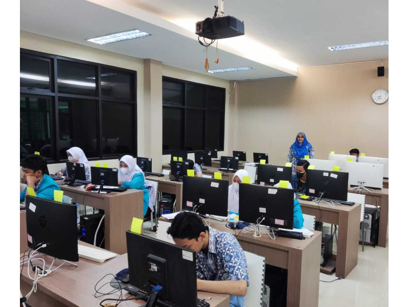 Siswa MAN 14 Berjuang di KOSSMI 2023