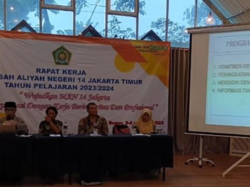 RAPAT KERJA MAN 14 JAKARTA TAHUN PELAJARAN 2023-2024